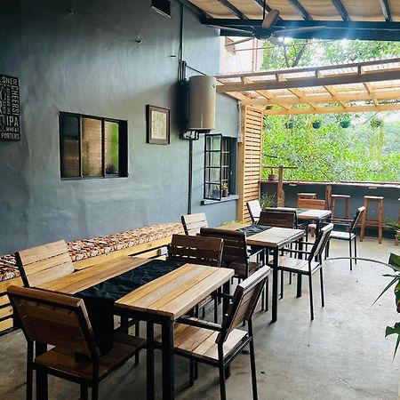 Moshi Urban Hostel And Backpackers Luaran gambar